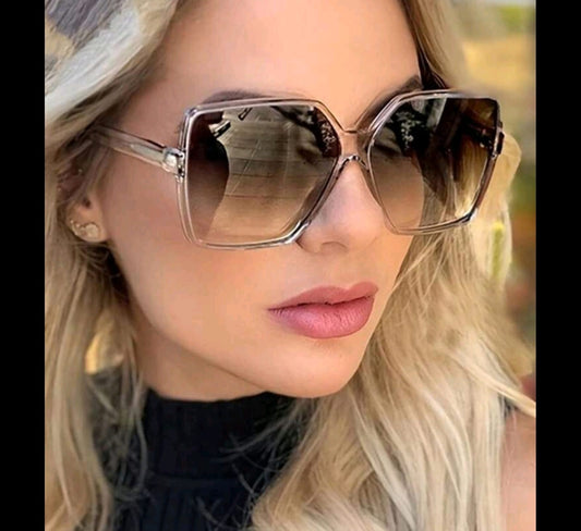 Classic Square Frame Sunglasses