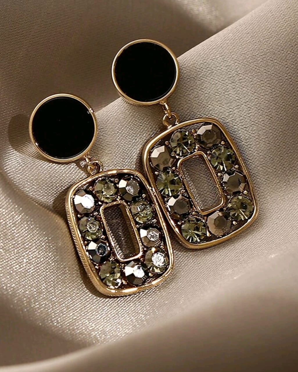 Rhinestone Drop Earring